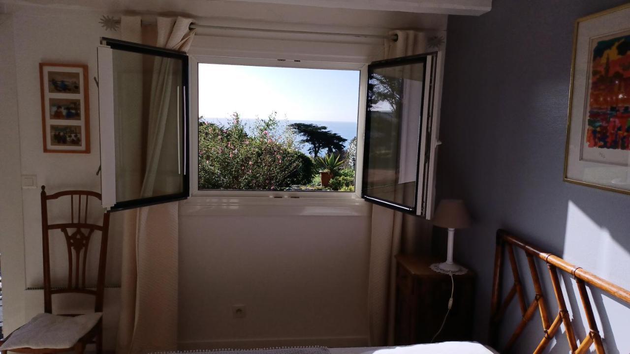グロワ La Criste Marine Bed & Breakfast エクステリア 写真