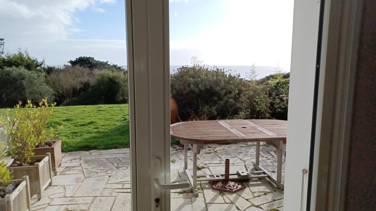 グロワ La Criste Marine Bed & Breakfast エクステリア 写真