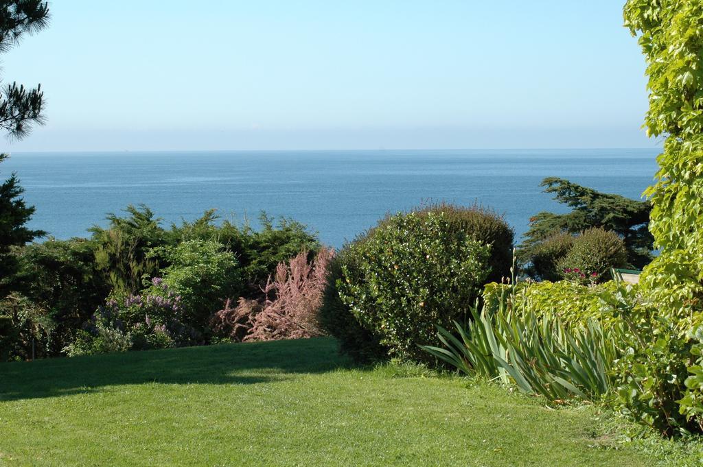 グロワ La Criste Marine Bed & Breakfast エクステリア 写真